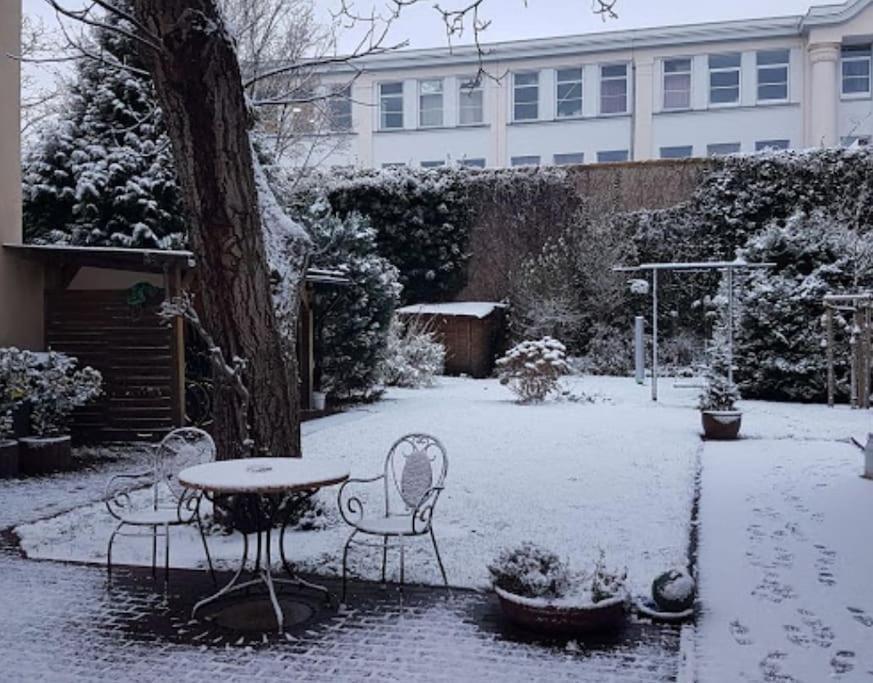 City Appartement Mit Garten, Zentral Und Trotzdem Ruhig كوتبوس المظهر الخارجي الصورة