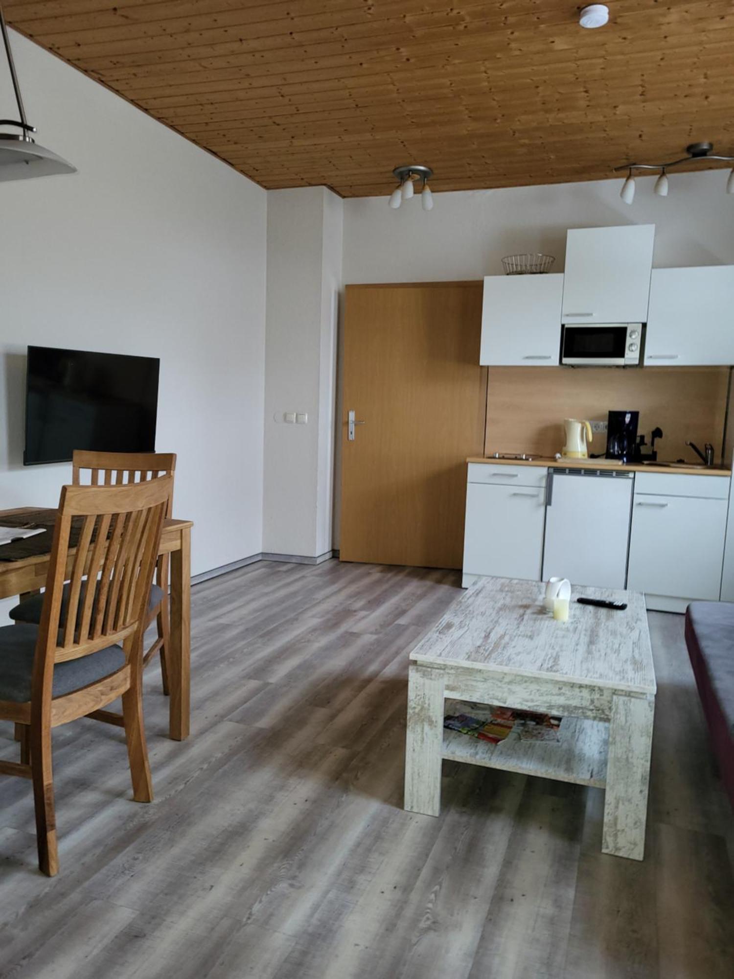 City Appartement Mit Garten, Zentral Und Trotzdem Ruhig كوتبوس المظهر الخارجي الصورة